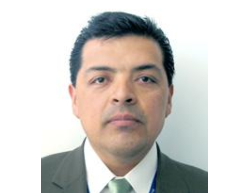 Dr. Cristóbal Hernández Medina.